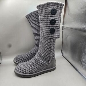 UGG Womens Classic Cardy Boot Sz 6 Gray Wool Sweater Knit Big Button 5819 Tall